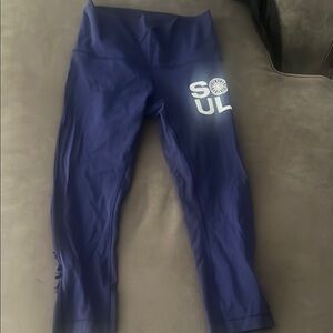 Lululemon Athletica Blue Cropped Pants
